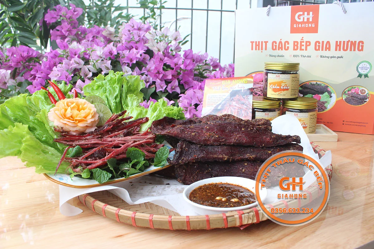 Thịt lợn gác bếp