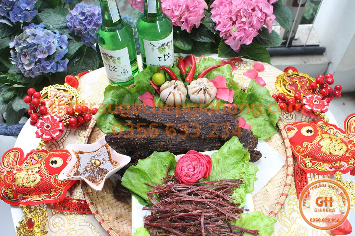 Sản phẩm thịt trâu gác bếp Gia Hưng đóng gói